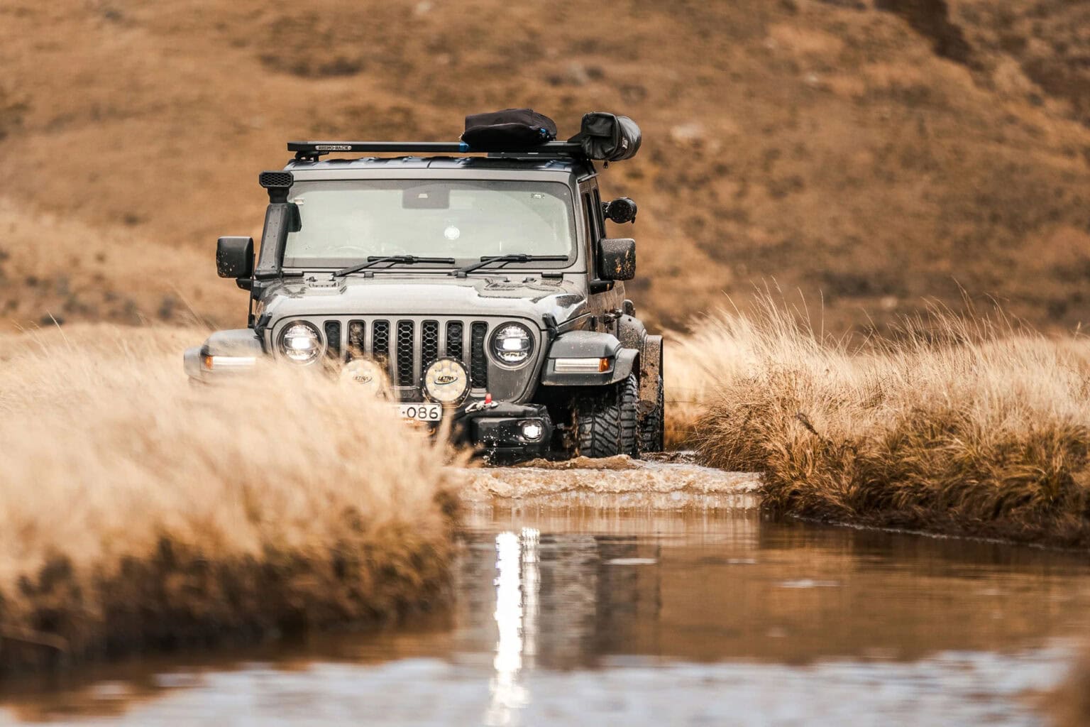 Frontier-Lines-204A1373_4472x-2000px